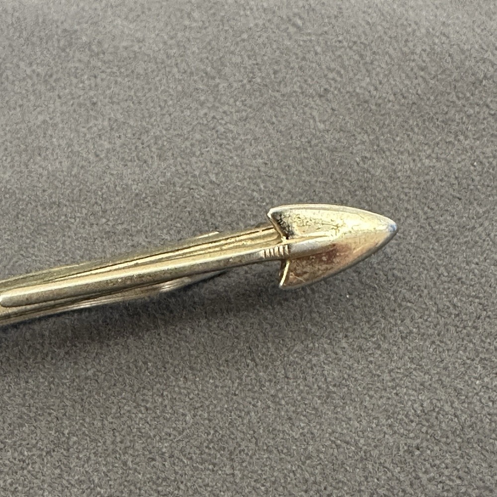 Hickok Arrow Monogram Initial Letter Name Font Gold Tone Tie Bar Clip 'D' - Picture 3 of 6